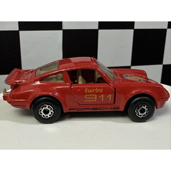 Matchbox 1978 Porsche 911 Turbo Red - Doors Open - Picture 2 of 9